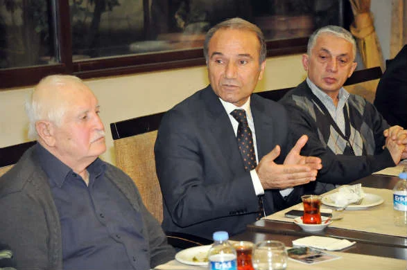 Kızıldaş, Arguvan Mahalle Derneklerinin başkanları, derneklerin yöneticileri ile bir araya geldi.