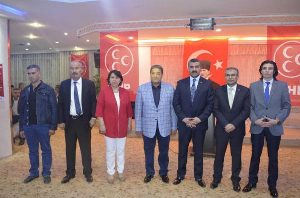 (MHP) Malatya Milletvekili Adayı Dr. Burhan Coşkun, “Güçlü bir MHP demek, güçlü bir Türkiye demektir. Güçlü bir MHP demek, güçlü bir Malatya demektir” dedi.