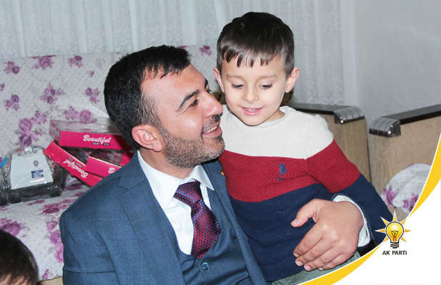 Çocuklar davet etti, Mikail Başkan icabet etti