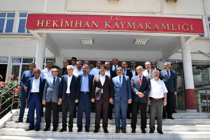 Malatya Büyükşehir Belediye Başkanı Selahattin Gürkan, ilk ilçe gezisini Hekimhan’a yaptı