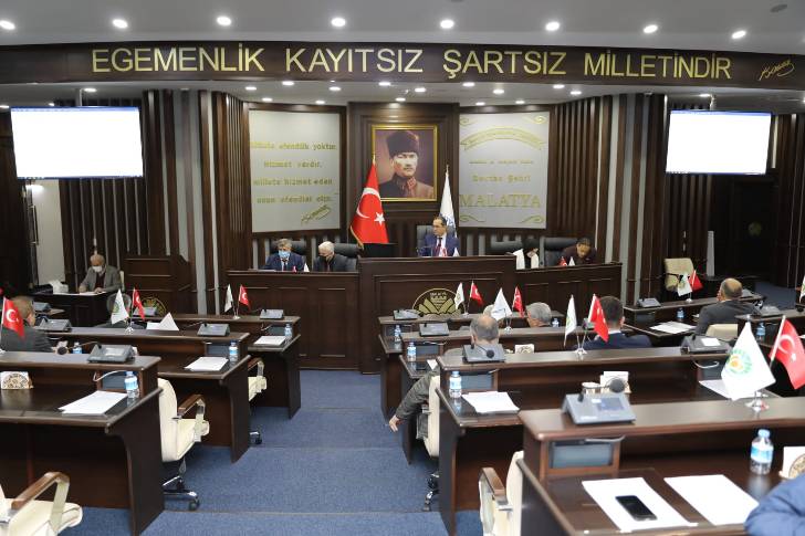 Malatya Büyükşehir Belediye Meclisinden Öğrencilere Büyük Jest