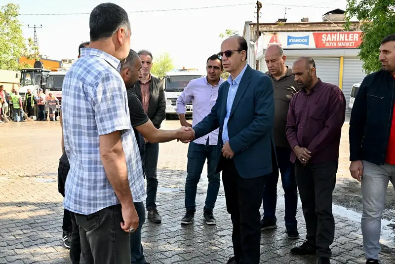 Yeşilyurt Belediyesi, Özsan Sanayi Sitesi’nde Temizlik ve Çevre Düzenlemesi Gerçekleştirdi