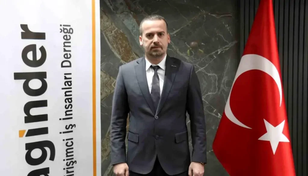 Ekmek Kampanyaları Değil, Ekonomik Çöküş Manşet Olmalı