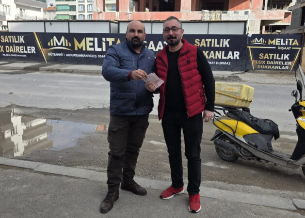 Abdulgaffar Mahallesi’nde Bayram Ruhu: Muhtar Reşat Çolak’tan ‘Vefa’ Dolu Bir Bayram Jesti