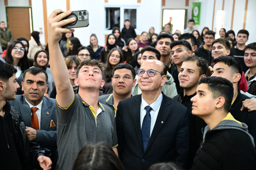 Başkan Geçit’ten Gençlere Net Mesaj: “Hedefsiz Başarı Olmaz”